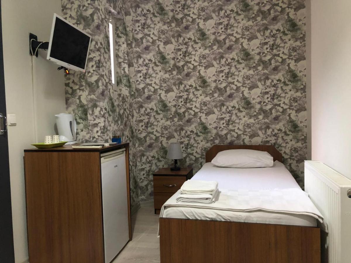 Oezdemir Otel บาลึคเคสิจ ภายนอก รูปภาพ